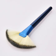Makeup Brushes Tools Foundation Blush Professional Makeup Free Shipping Fan Contouring Brush Accessories Beaute Chinese Cosmetic